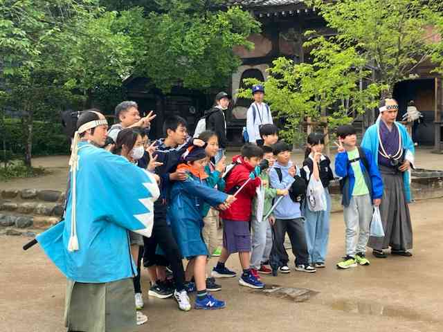 28AB7A88-0C26-4BFB-A458-778463DD08C1